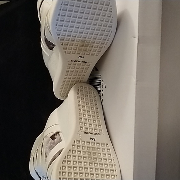 Midnight Velvet Wedge Buckle Sandal - Picture 3 of 4